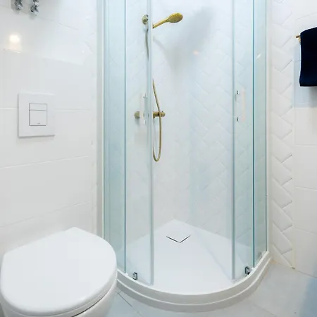 Lägenhet Apartament Gdynski *